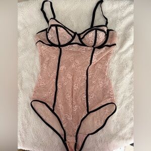 Gilligan & O'Malley Lace Bodysuit - Pink and Black